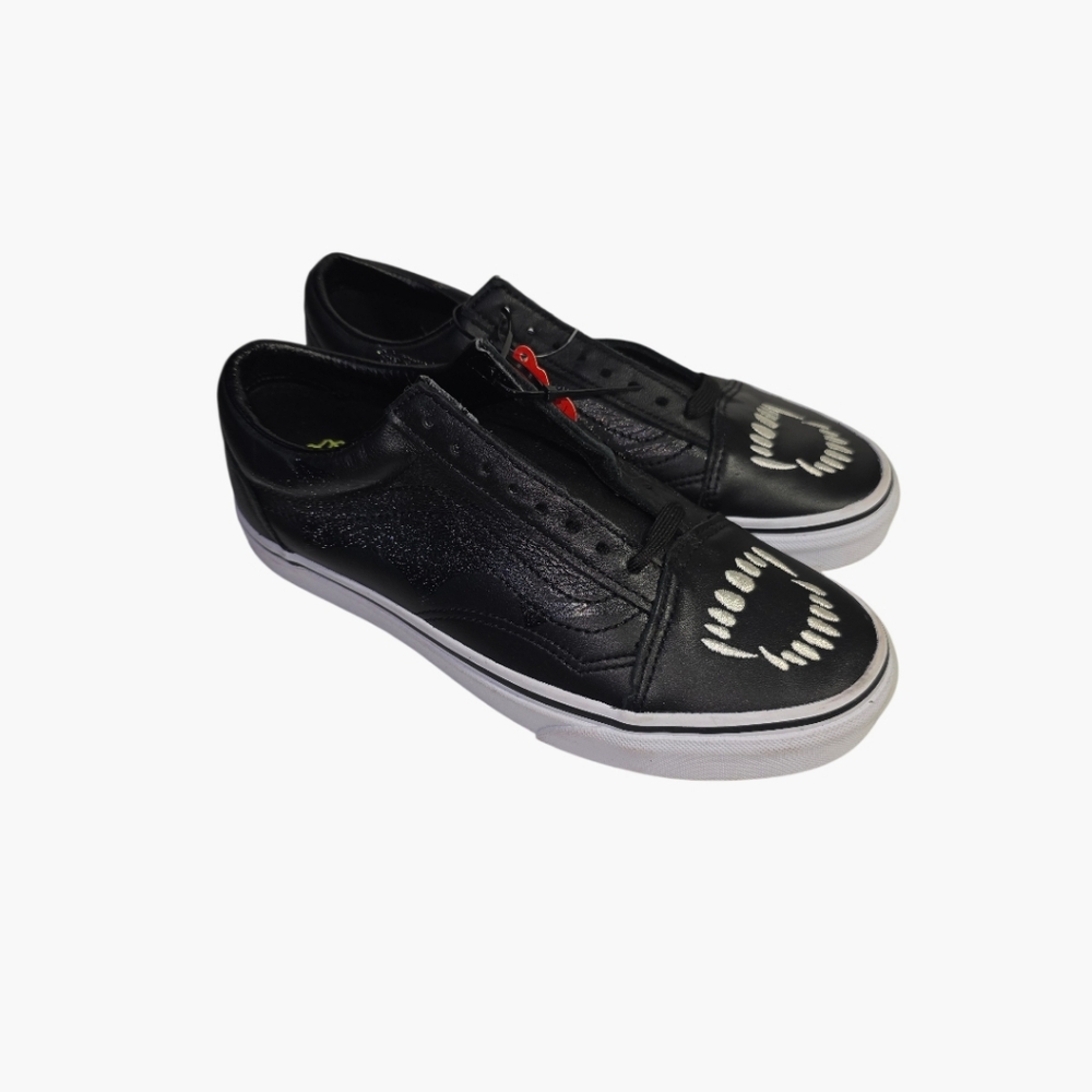 NWT Vans Venom Sneakers Black W8 M6.5 Off The Wall Vans